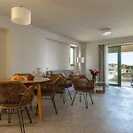 Joy Breeze Apartmán *